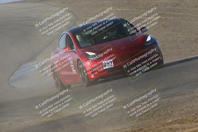 media/Oct-16-2022-Speed Ventures (Sun) [[7df72c9f09]]/Tesla Corsa A/Session 1 )Phil Hill)/
